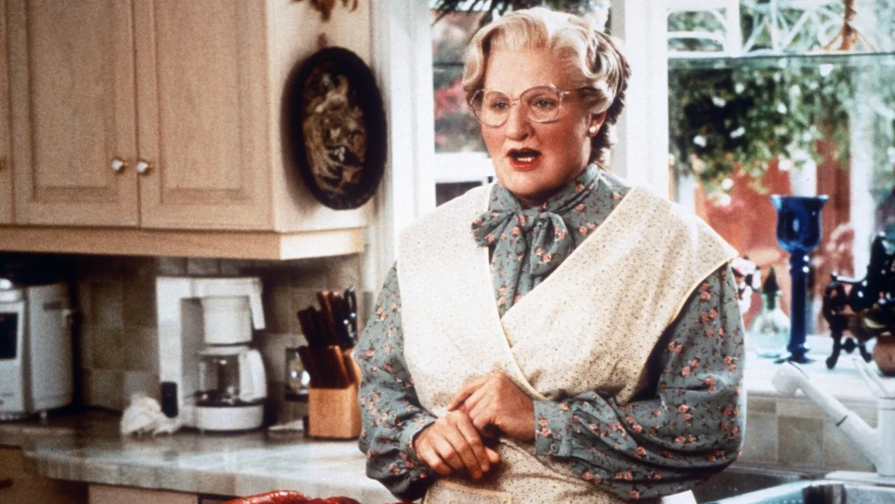 مشهد من فيلم «Mrs. Doubtfire» 