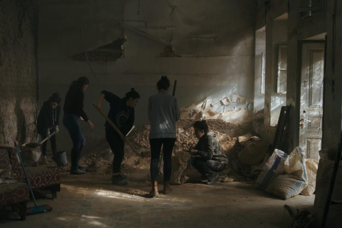 فيلم تحت سماء دمشق 