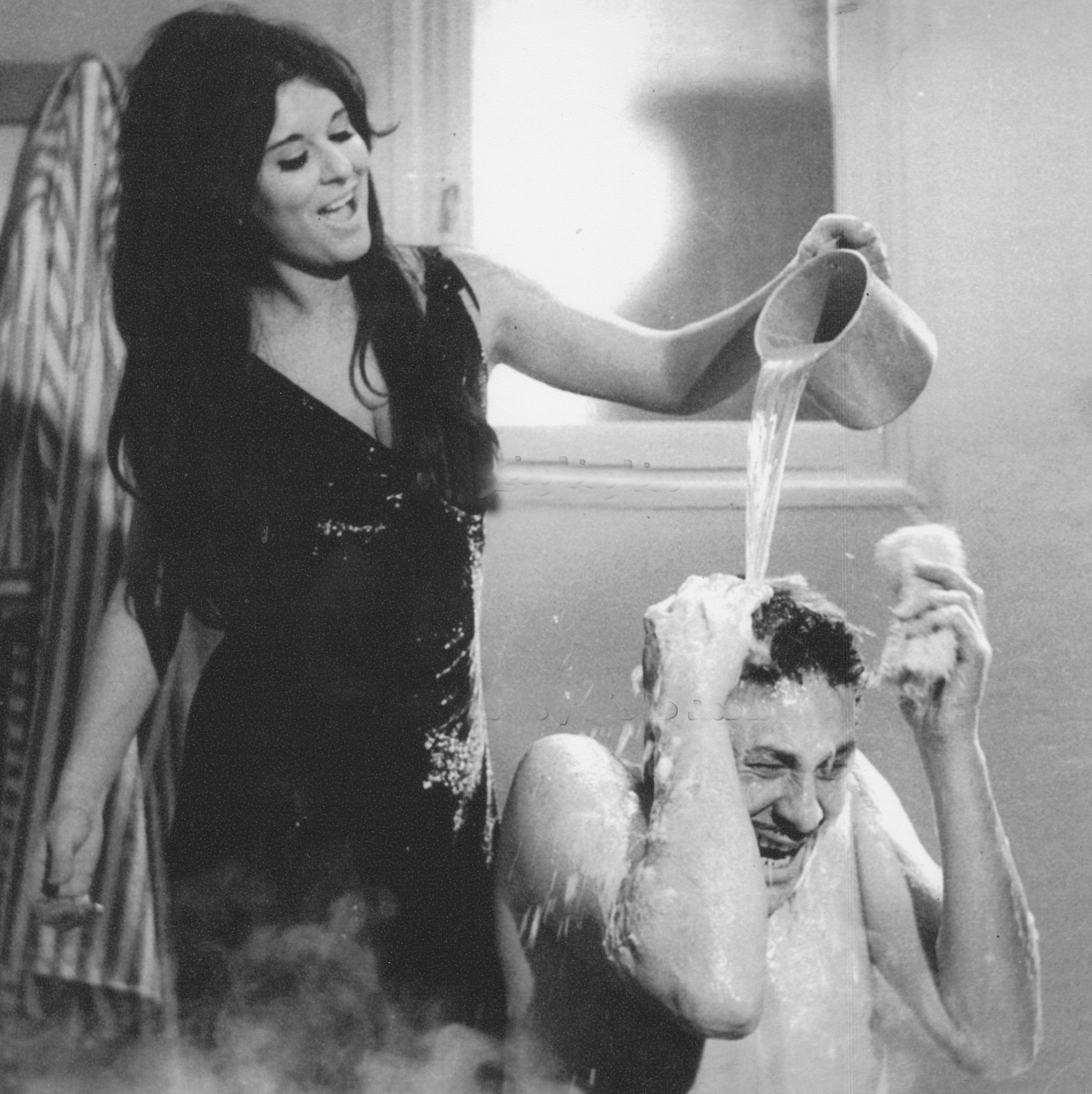 فيلم زوجتي والكلب 1971