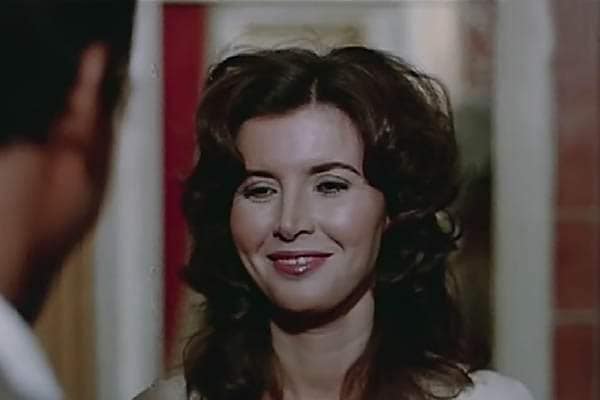 زوجة رجل مهم (1988)