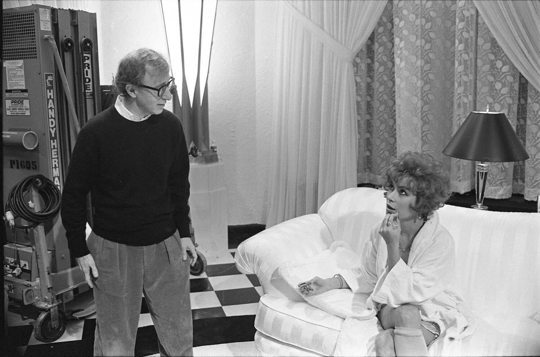 Bullets Over Broadway (1994) 