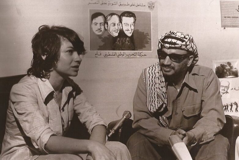  جوسلين صعب والرئيس الراحل عرفات من فيلم سفينة المنفى (1982)