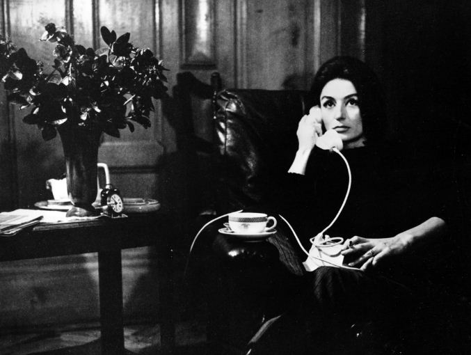 "رجل وامرأة"... استعادة لبساطة ليلوش الآسرة 