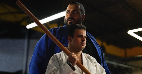 «هو اللي بدأ» لـ عبدالله العطاس 