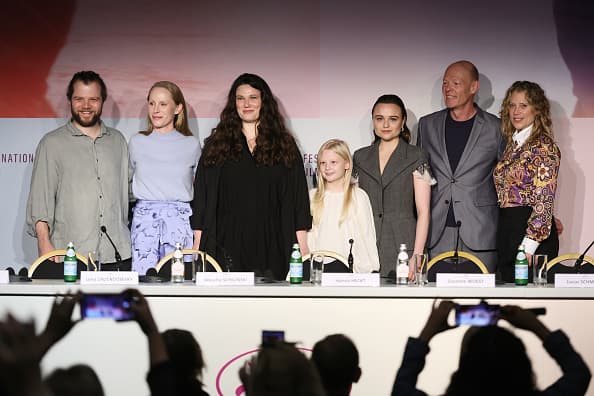 ماشا شيلينسكي عن «Sound of Falling»: أكافح لتحرير أبطالي من الصدمات الجيلية