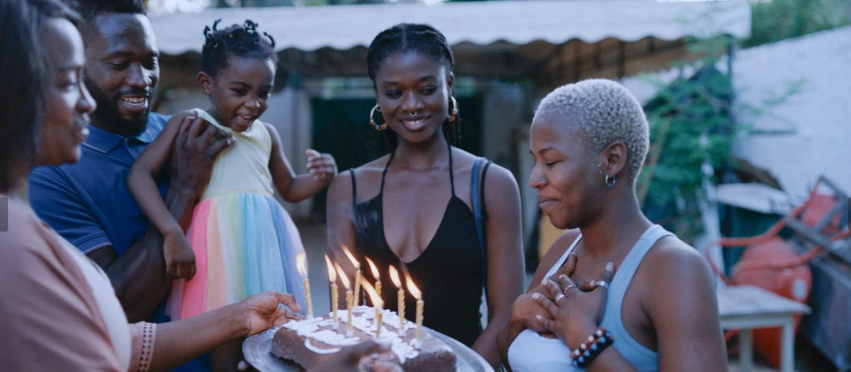 سماء بلا أرض (2025)