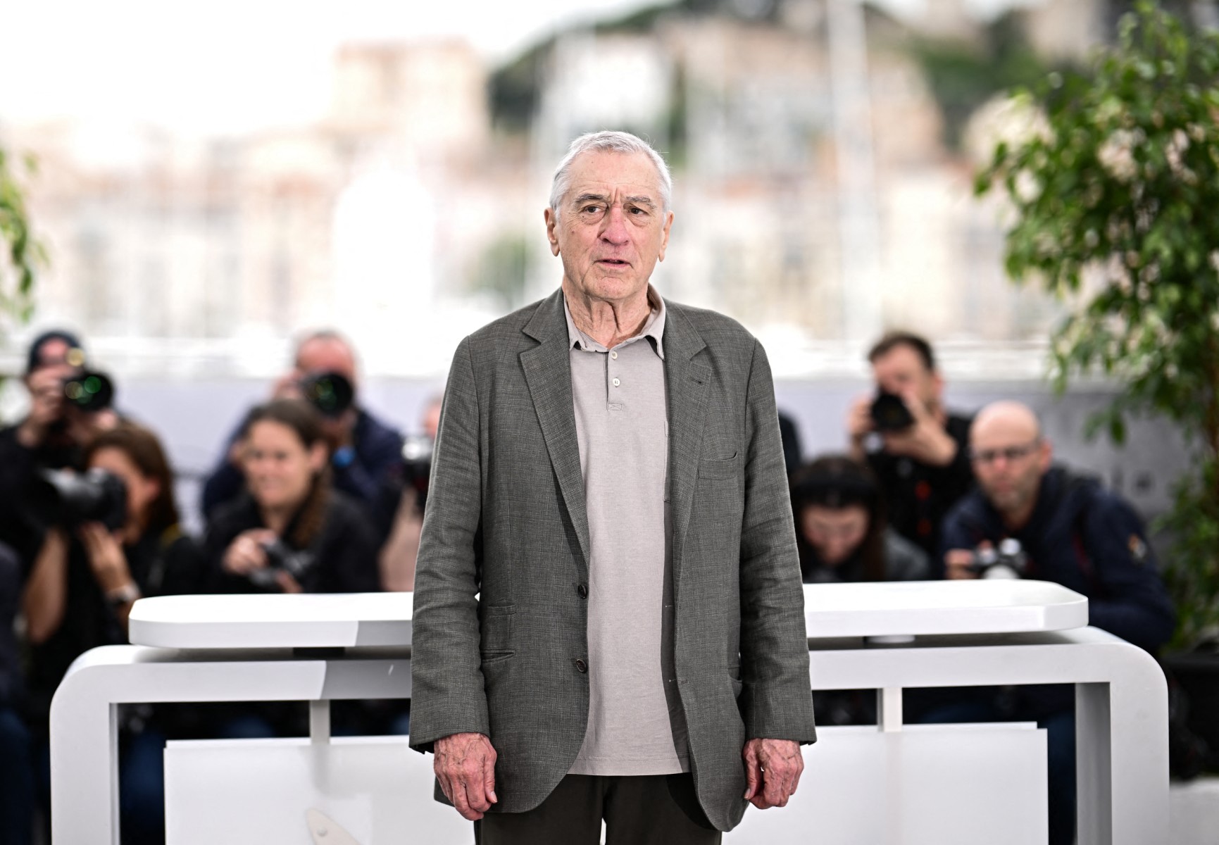 كانّ 2025: أجيال تتقاطع في دورة تجمع السياسي بالحميمي 