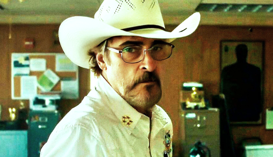 «إدنغتون» آري آستر... طموح كبير وحيلة قليلة 