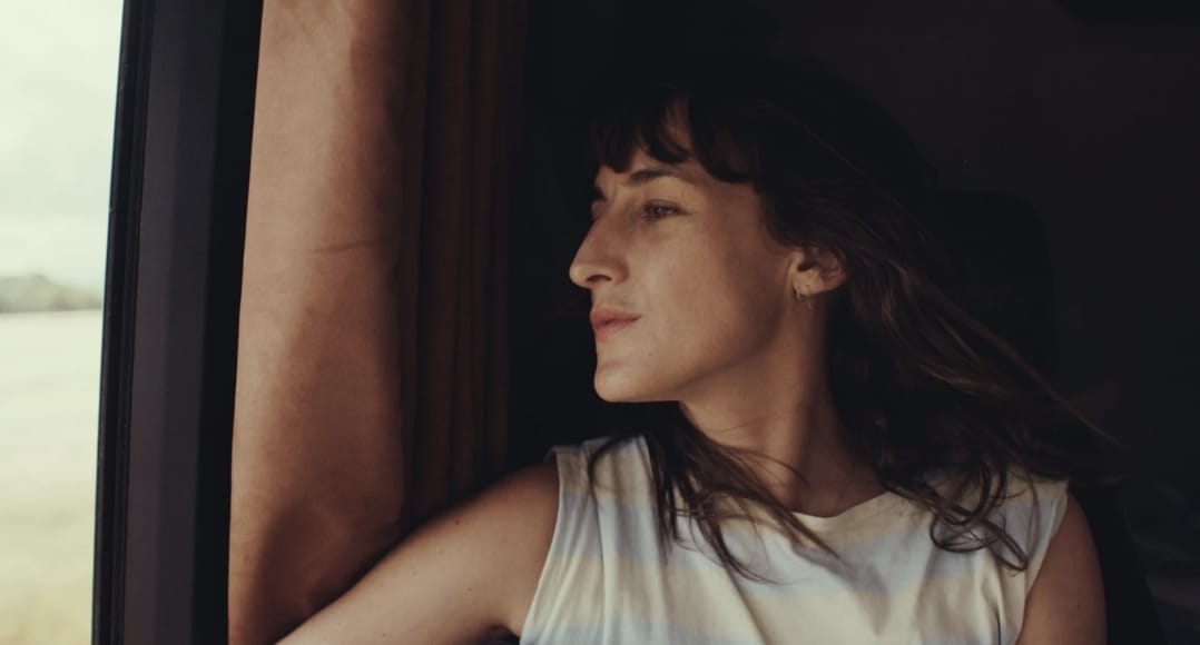 «إجازة ليوم واحد»... فيلمًا خارج المهرجان 