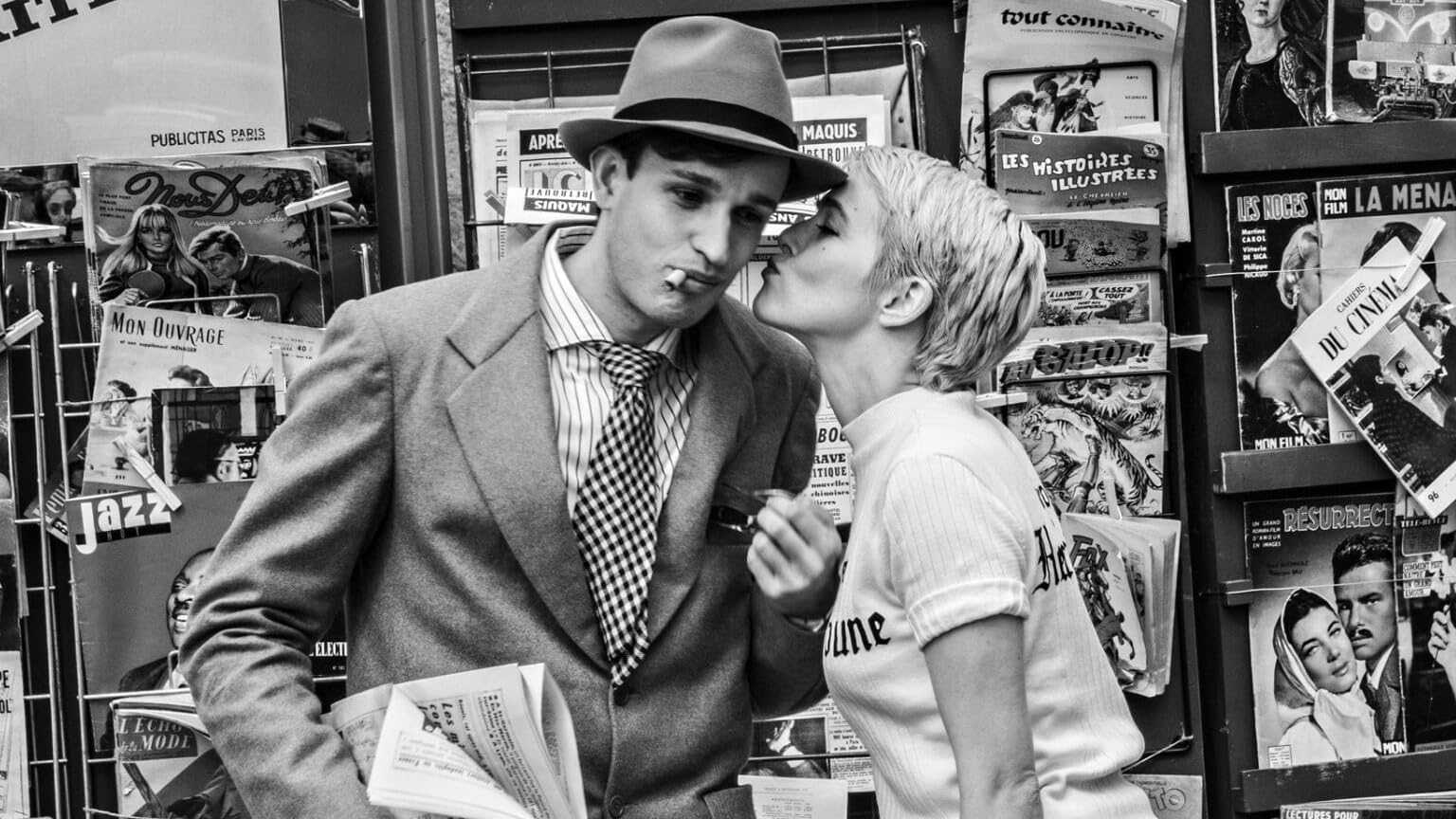 «موجة جديدة».. تحية مهذبة لتاريخ سينمائي عظيم