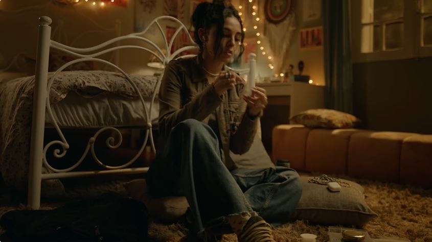 إن شالله الدنيا تتهد (2025)