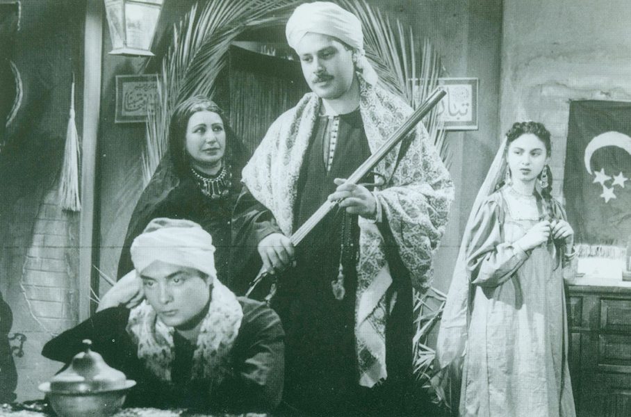 يوسف شاهين… المخرج الوفي لشبح الأب